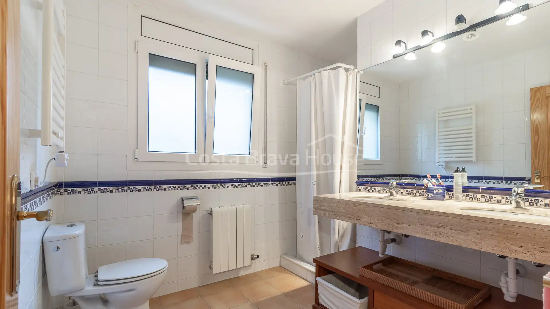 Houses for sale in Carrer del Port de Malaespina, Tamariu