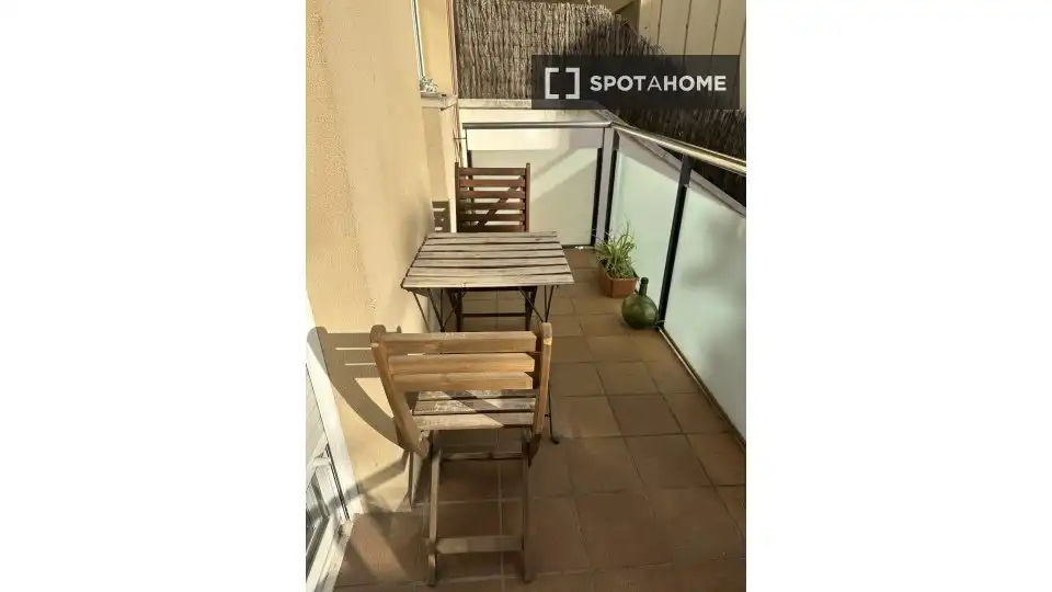 Balcony of Flat for share in Barcelona  with Air Conditioner, Terrace and Furnished