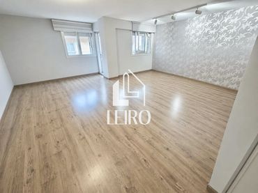 Appartamento con balcone in vendita a Vilagarcía