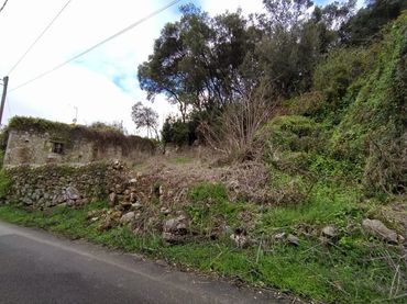 Country house with garden for sale in Posada - Barro