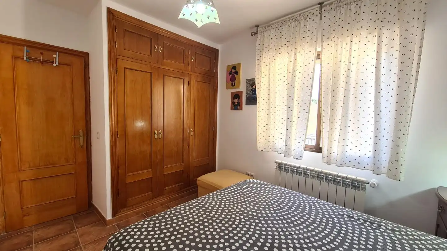 Habitación de Casa o chalet en venta en Piedralaves con Calefacción, Jardín privado y Terraza