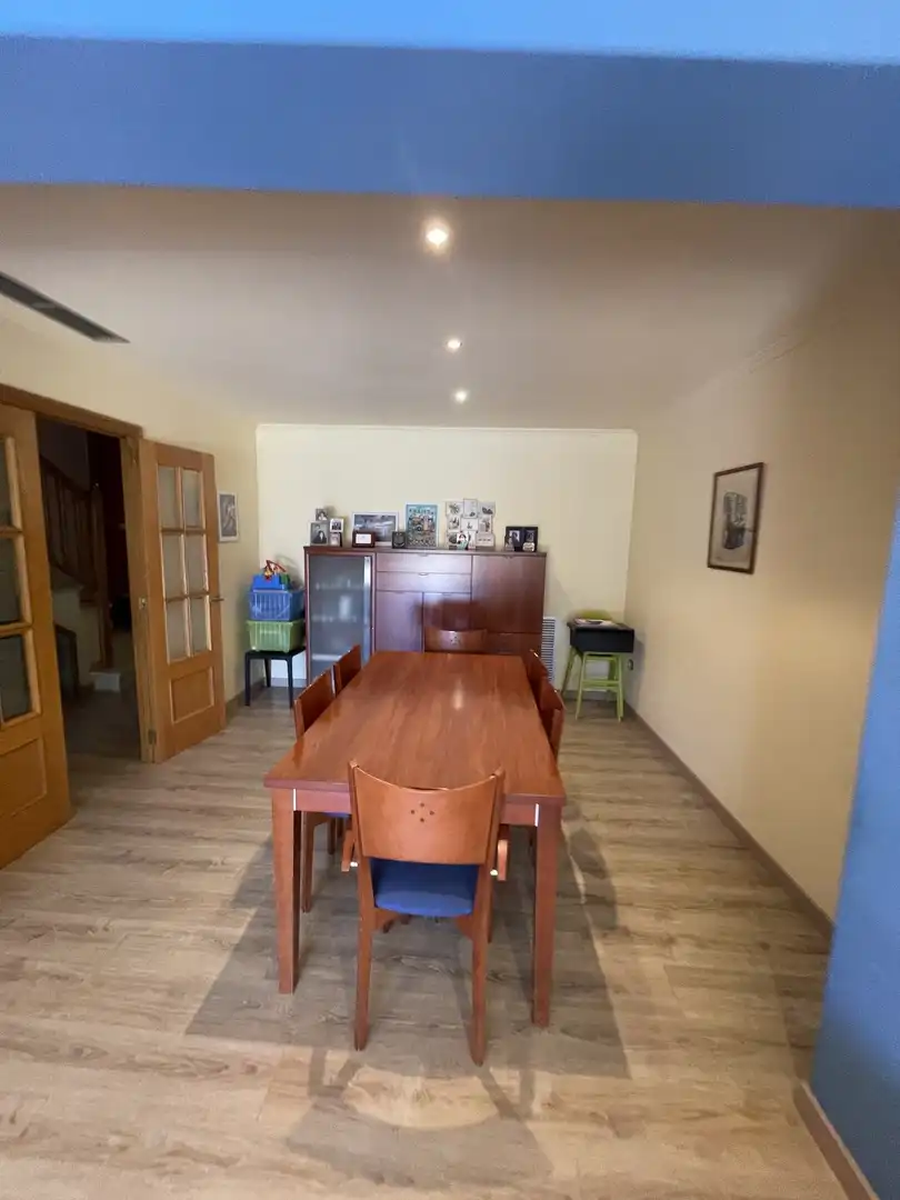 Comedor de Casa adosada en venta en Porqueres con Aire acondicionado, Terraza y Balcón