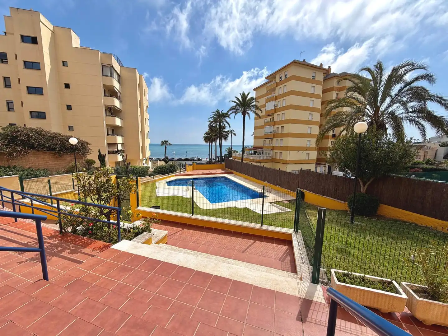 Apartamento con piscina en venta en Avenida Antonio Machado
