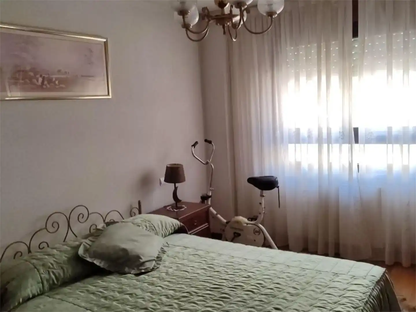 Habitación de Piso en venta en Girón 
