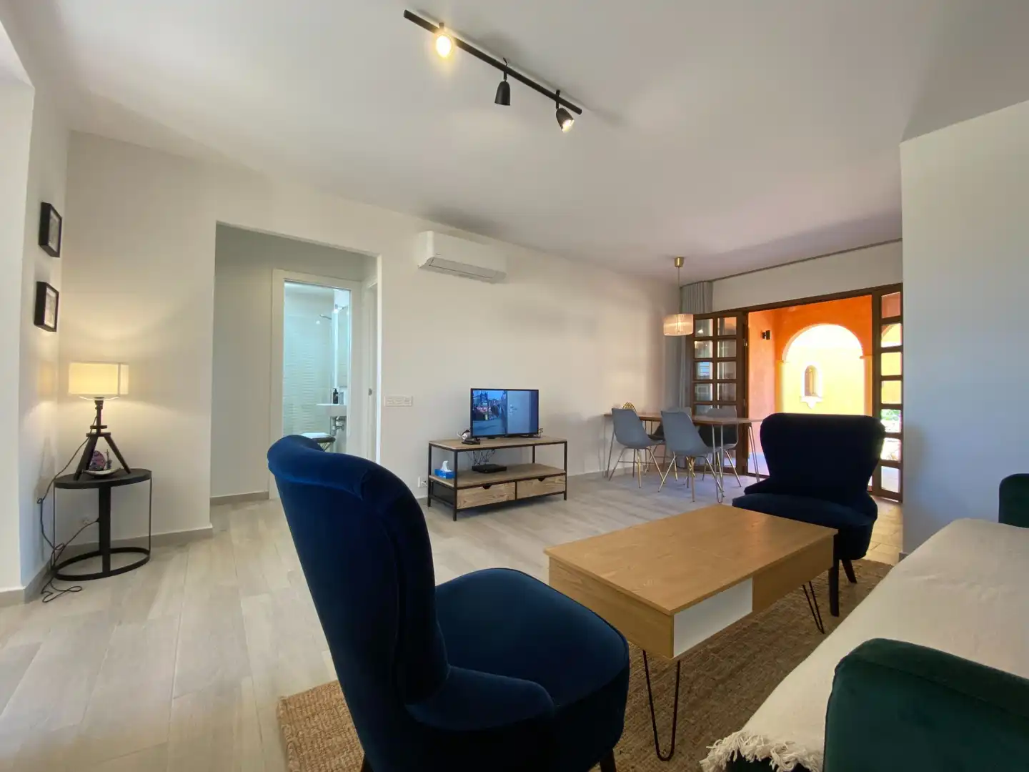 Sala de estar de Apartamento en venta en Cuevas del Almanzora con Terraza, Amueblado y Internet