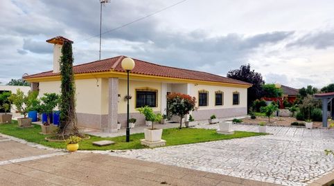 Foto 4 de Casa o chalet en venta en Diseminados Lebratos Los, Dehesilla de Calamón - Campomanes, Badajoz Capital