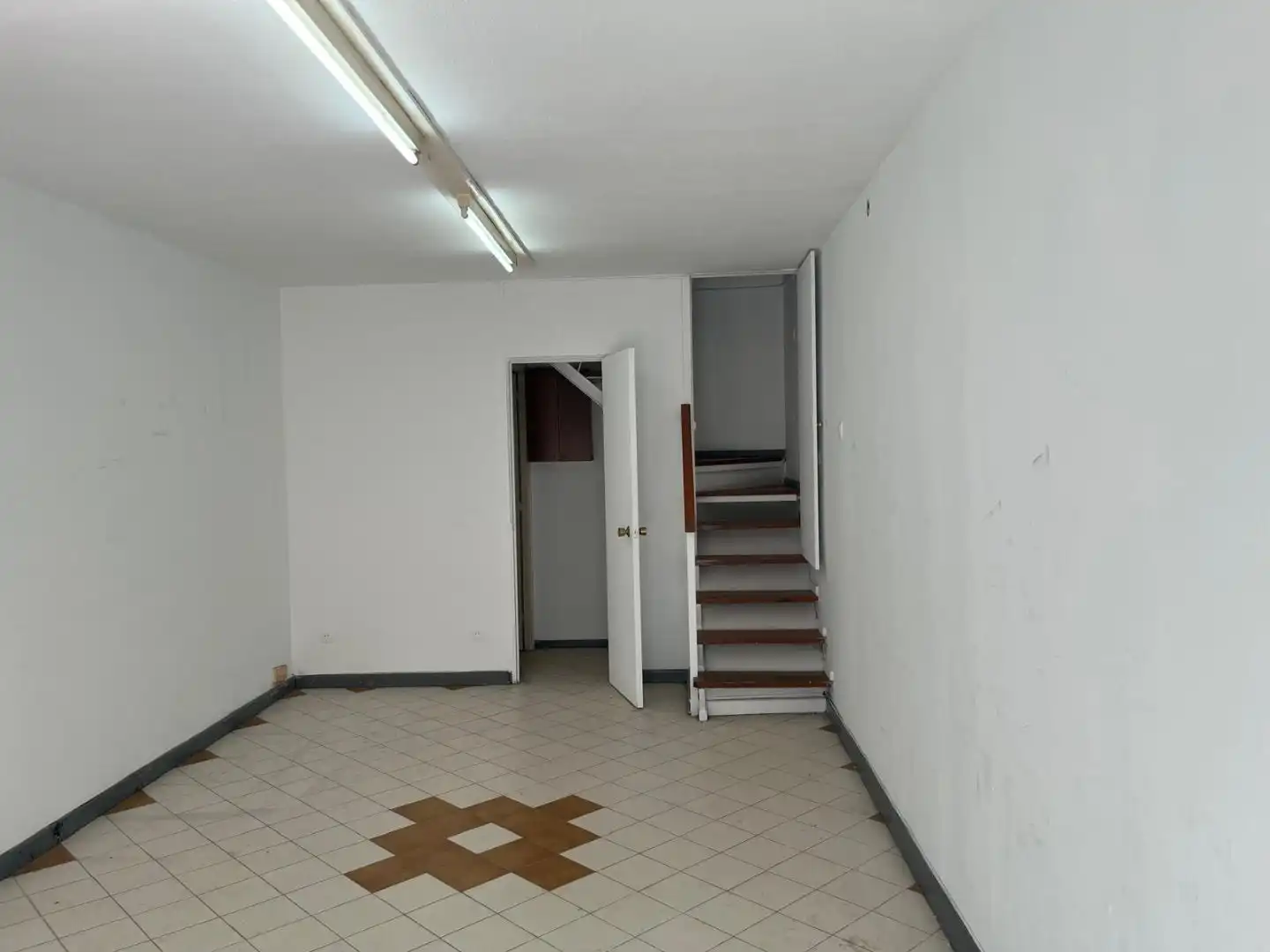 Local commercial à vendre à Carrer Federico García Lorca 7, imagen 4