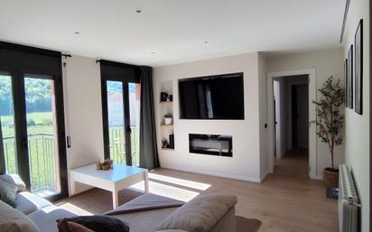 Living room of Flat for sale in La Vall de Bianya  with Air Conditioner, Terrace and Balcony