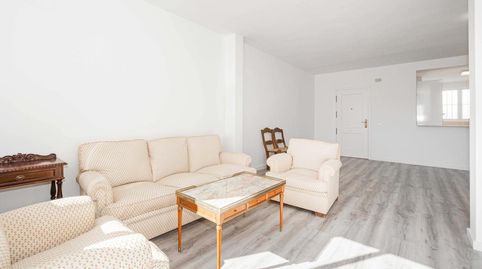 Foto 3 de Piso de alquiler en C. Padre Pedro Ayala, Barrio del Nervión, Sevilla Capital
