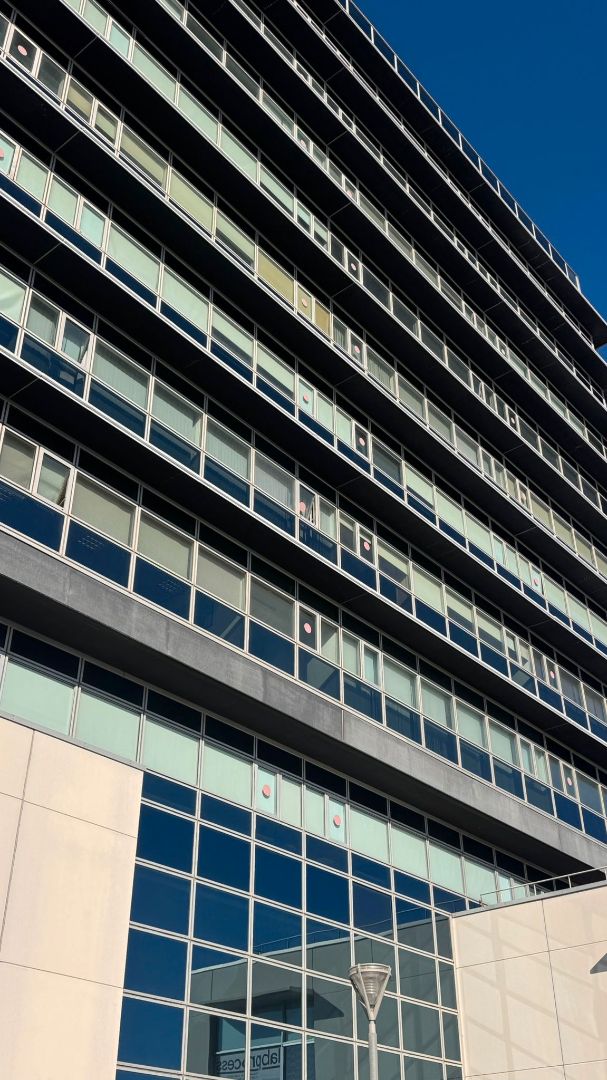 Exterior view of Office to rent in Badalona  with Air Conditioner and Heating