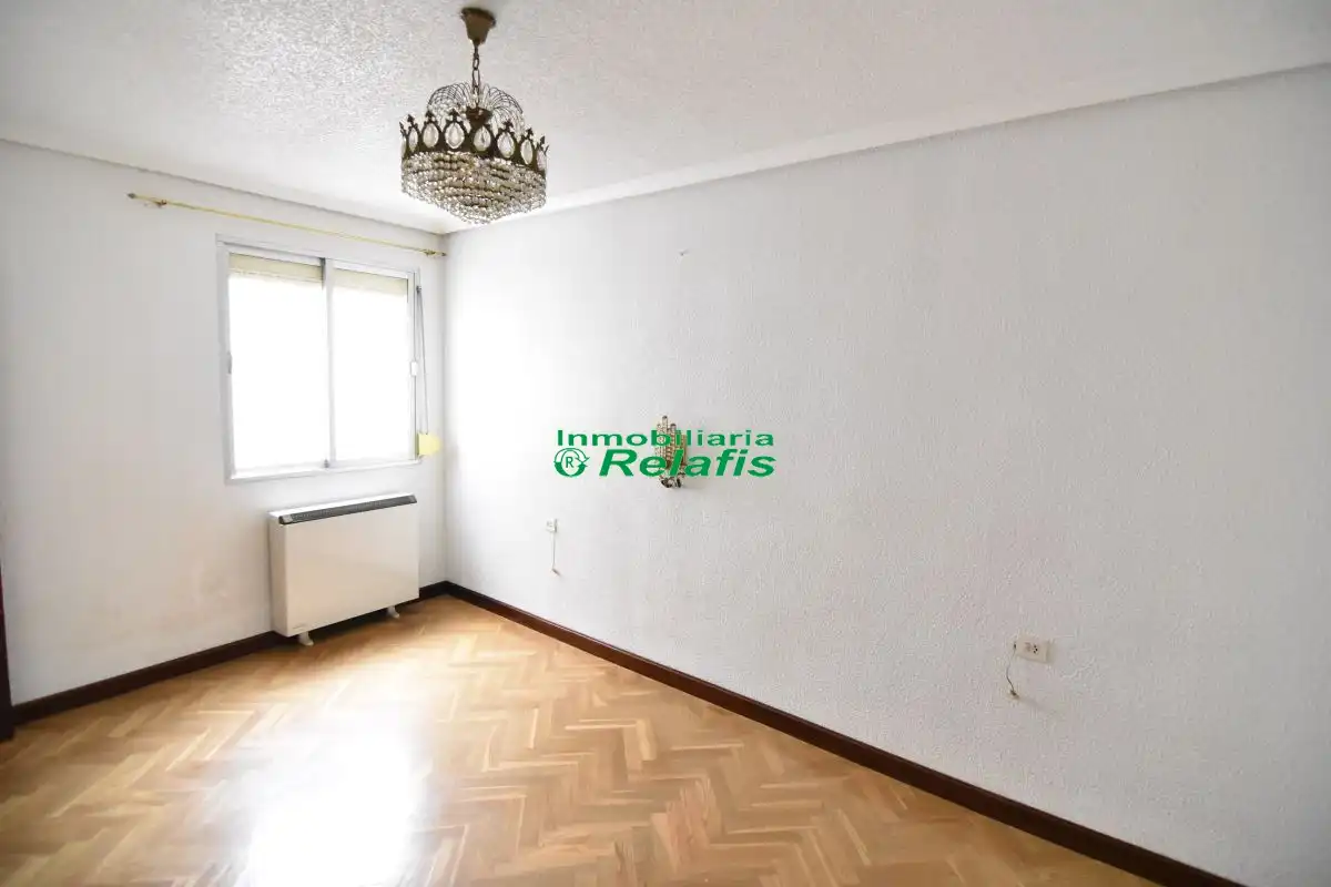 Flat with terrace for sale in San Blas 8-10, imagen 8