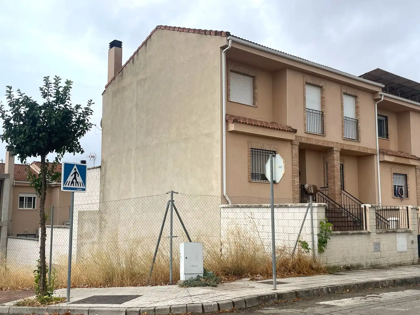 Vista exterior de Casa o xalet en venda en Linares