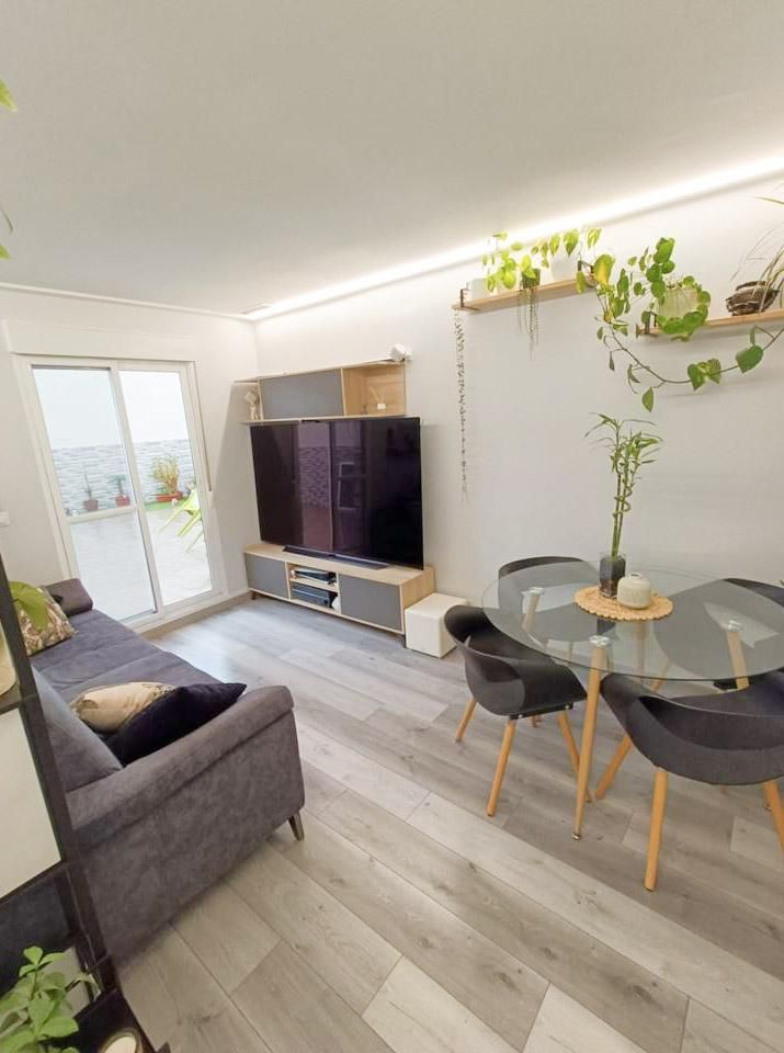 Sala d'estar de Planta baixa en venda en Elche / Elx amb Aire condicionat