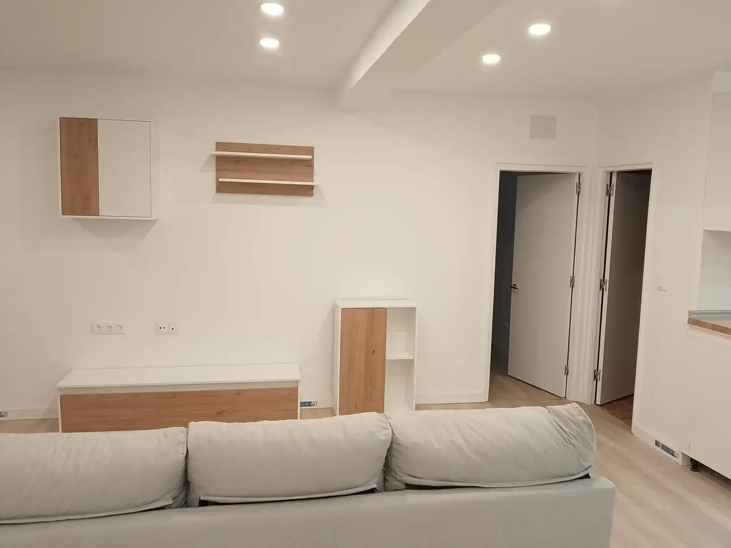Flat for rent in Oviedo   with Heating, Terrace and Furnished