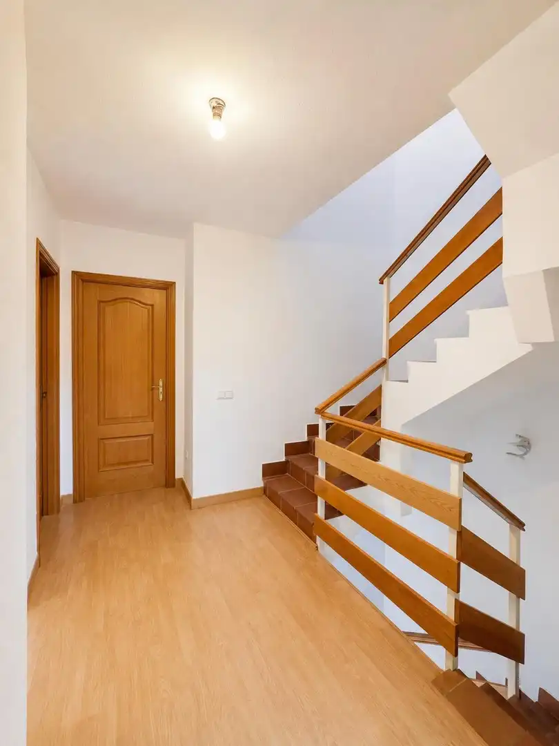 Casa adosada en venta en Valdemoro con Calefacción, Jardín privado y Terraza