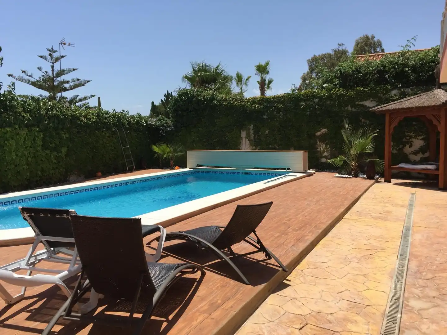 Piscina de Casa o xalet en venda en Mutxamel amb Aire condicionat, Calefacció i Jardí privat