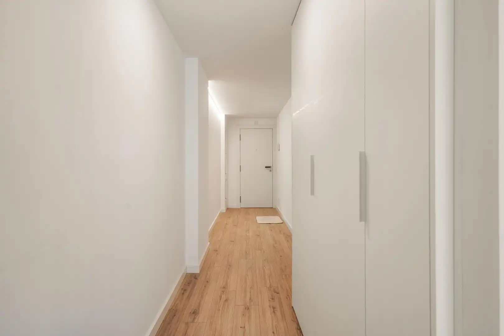 Wohnung zum Verkauf in Badalona mit Klimaanlage, Parkett und Abstellraum