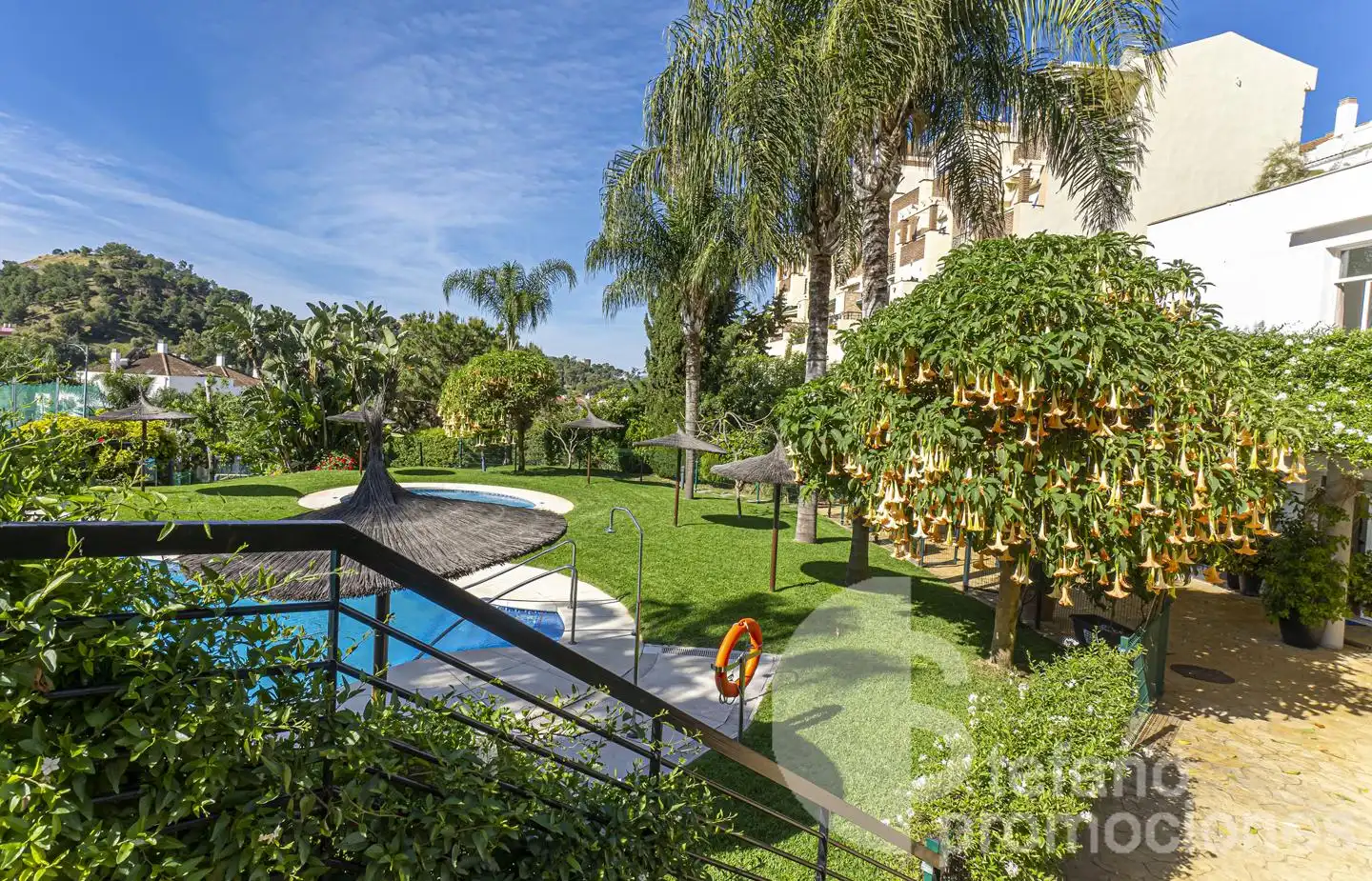 Terraced house with pool for sale in Centro