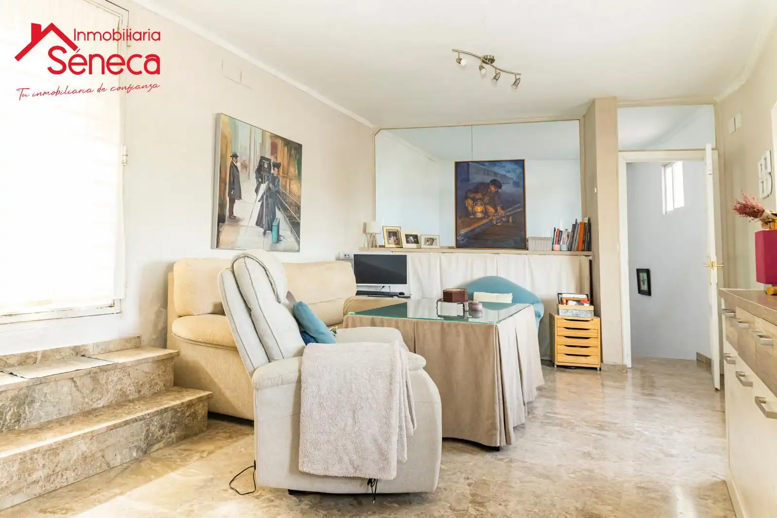 Sala d'estar de Casa o xalet en venda en Córdoba amb Aire condicionat, Calefacció i Terrassa