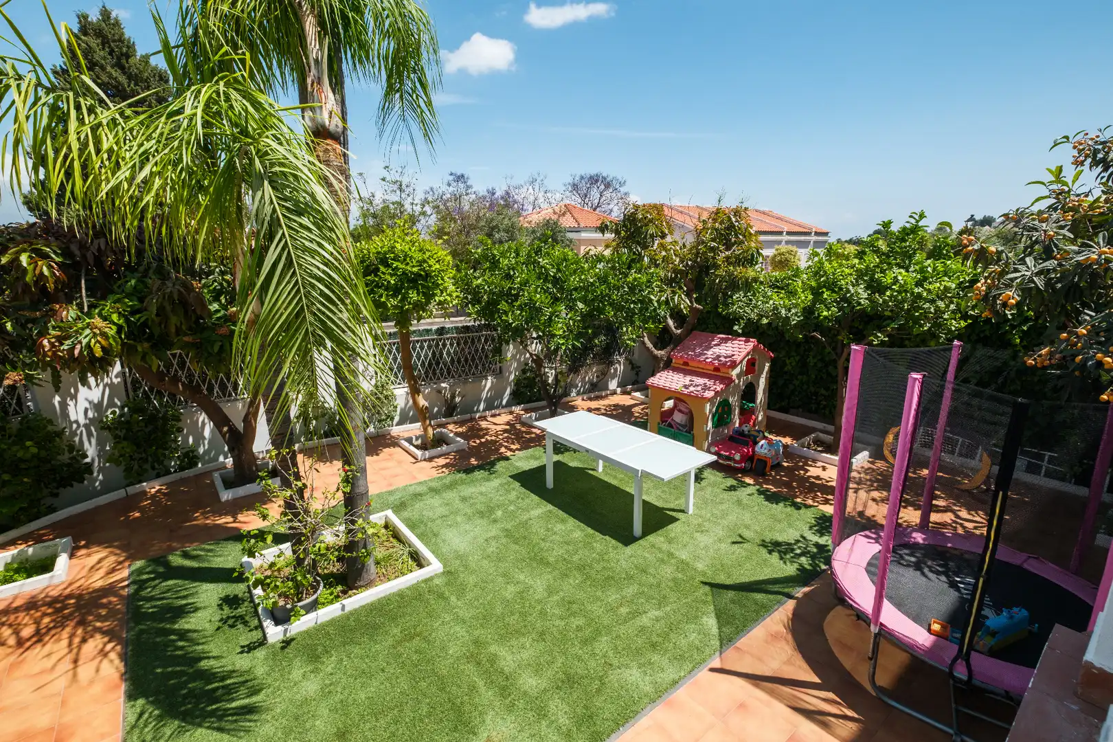 Terrassa de Casa adosada en venda en Alhaurín de la Torre amb Aire condicionat, Jardí privat i Terrassa