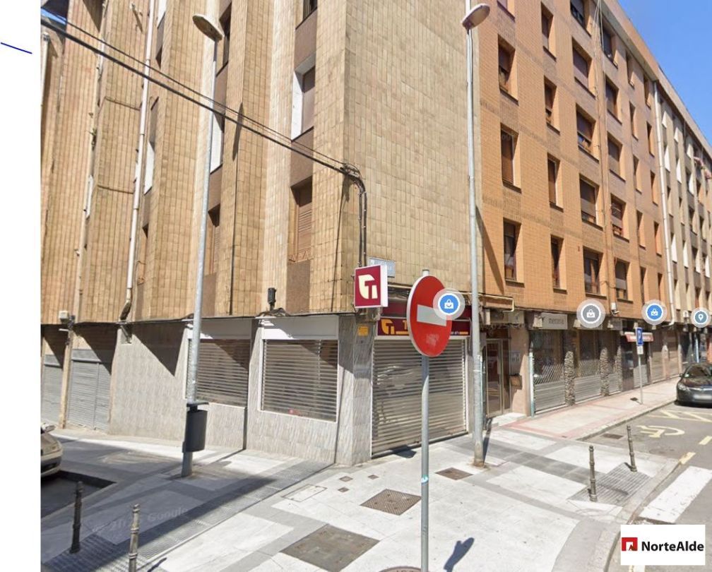 Vista exterior de Dúplex en venda en Barakaldo  amb Calefacció i Jardí privat