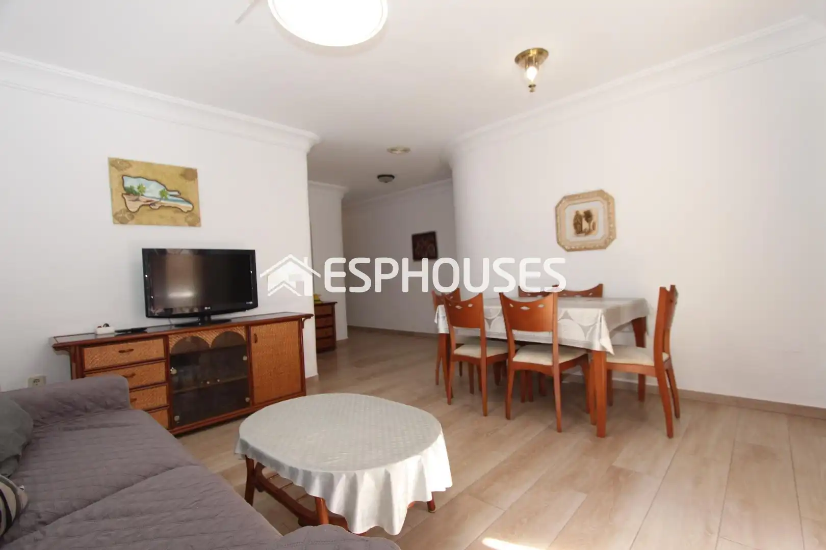 Sala de estar de Apartamento en venta en Guardamar del Segura con Aire acondicionado, Terraza y Amueblado