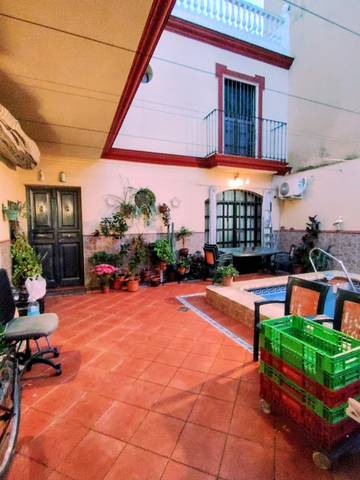 Casa adosada en Venta en Avenida PORTUGAL en Brenes