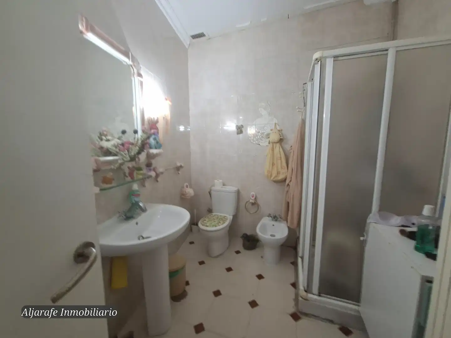 Bany de Casa o xalet en venda en Umbrete amb Terrassa i Traster