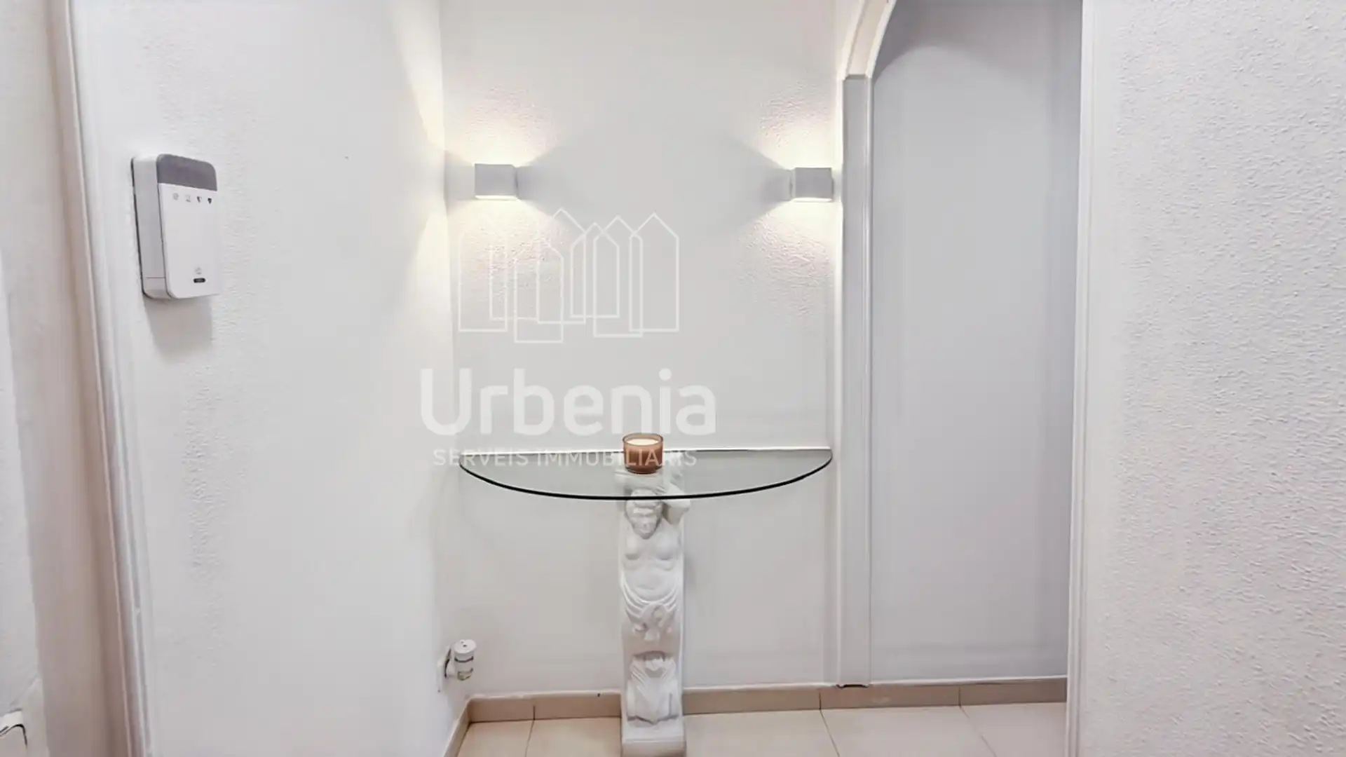 Piso en venta en Pineda de Mar con Calefacción, Terraza y Piscina