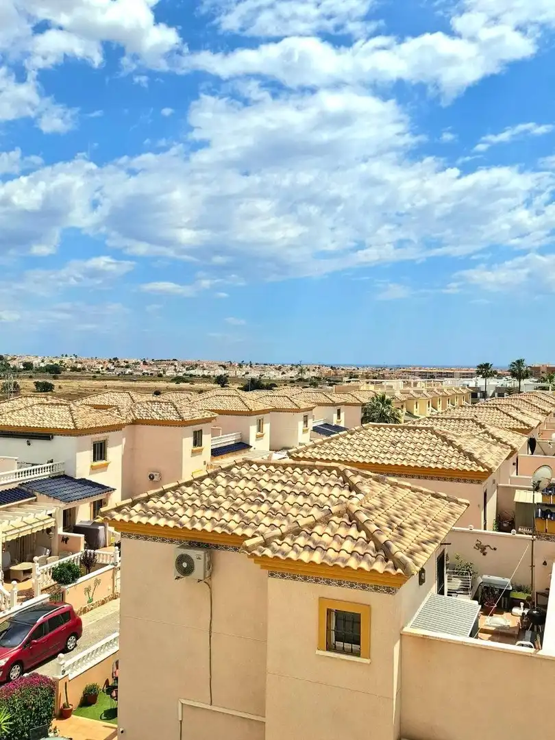 Vista exterior de Apartamento en venta en Orihuela con Jardín privado, Terraza y Trastero