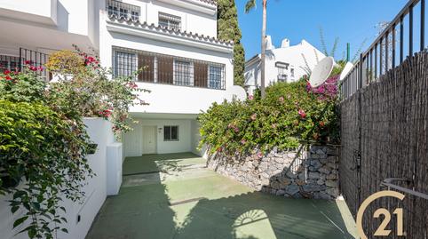 Photo 2 of Single-family semi-detached for sale in Calle Comunidad San Javier, 28, Aloha, Málaga