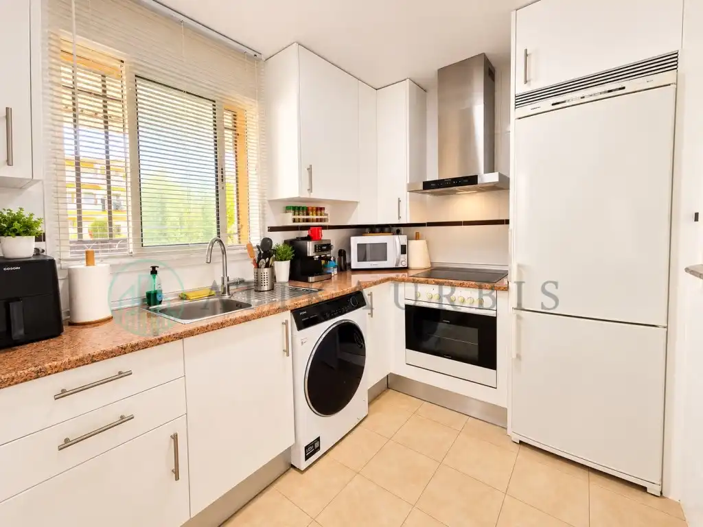 Kitchen of Flat for sale in Mijas Golf