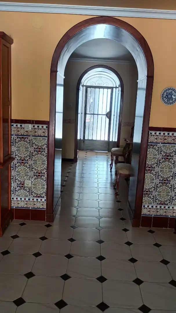 Einfamilien-Reihenhaus zur Miete in Villanueva del Ariscal mit Privatgarten, Ofen und Waschmaschine