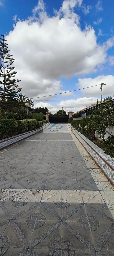 Aparcament de Casa o xalet en venda en Elche / Elx amb Aire condicionat, Calefacció i Terrassa