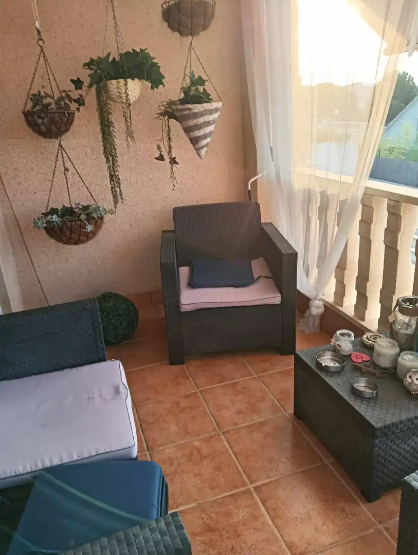 Terraza de Casa adosada en venta en Vilanova i la Geltrú con Aire acondicionado, Calefacción y Jardín privado