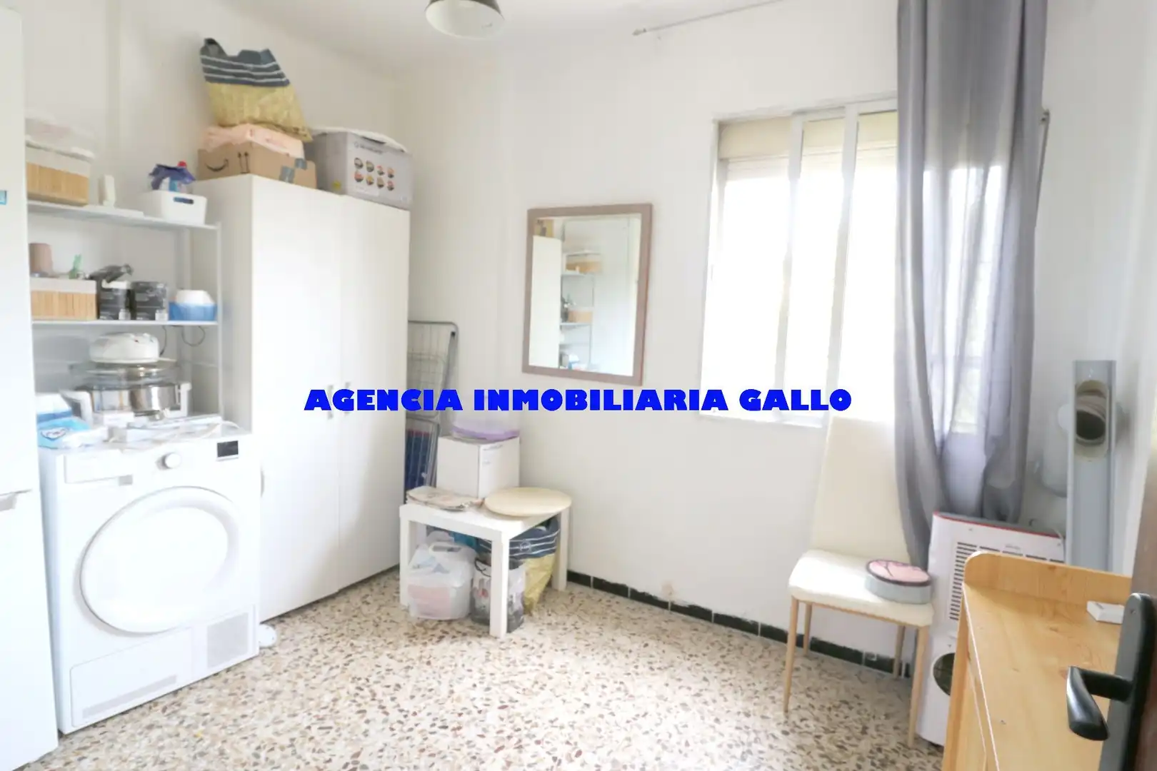 Garden of Flat for sale in Sevilla  with Air Conditioner and Storage room