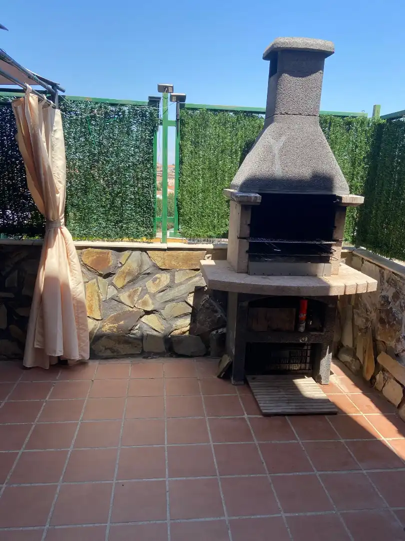 Terraza de Casa adosada en venta en Méntrida con Aire acondicionado, Calefacción y Jardín privado