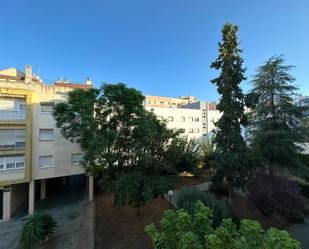 Vista exterior de Pis en venda en  Córdoba Capital amb Aire condicionat, Calefacció i Jardí privat