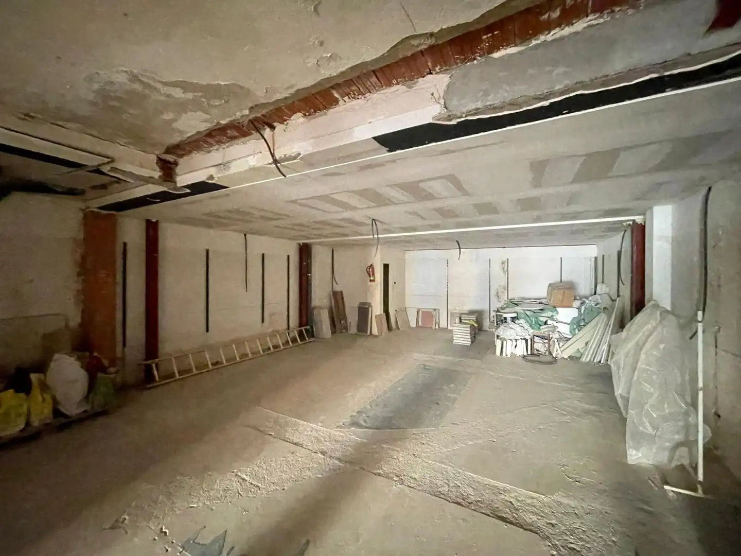 Local comercial en alquiler en Passeig Maragall, imagen 2