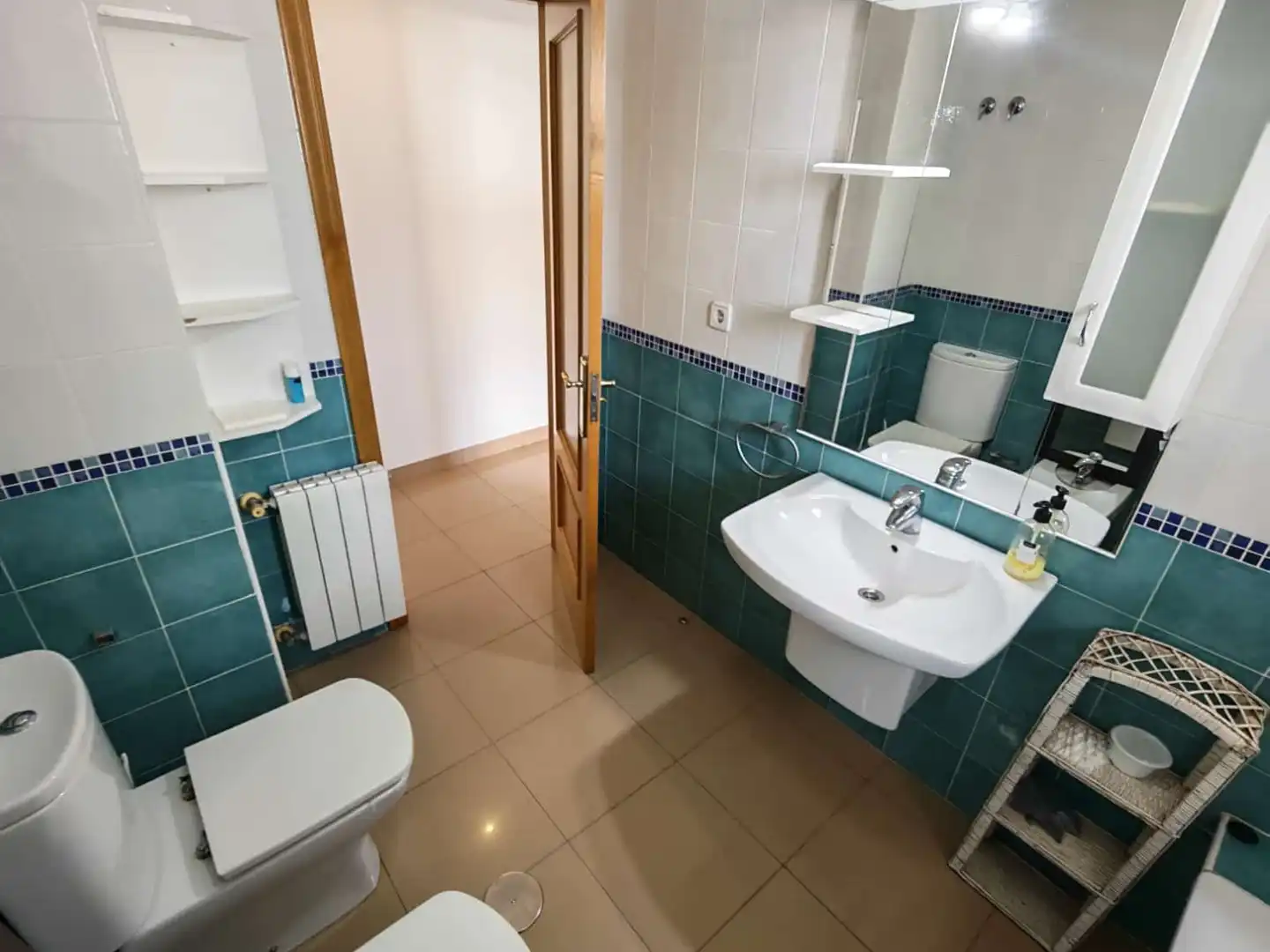 Bathroom of Flat for rent in Murcia  with Air Conditioner, Heating and Washing machine