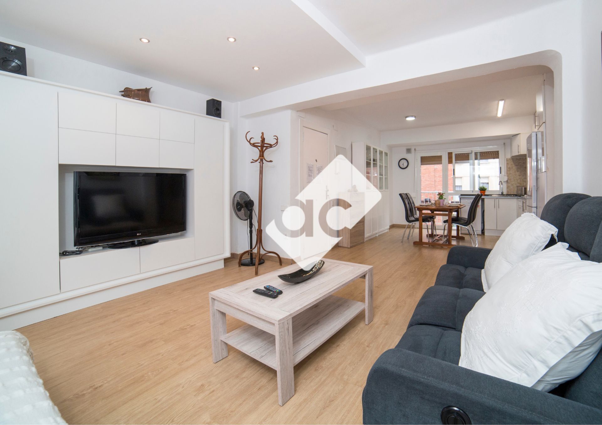 Living room of Flat for rent in  Valencia Capital  with Air Conditioner, Heating and Furnished