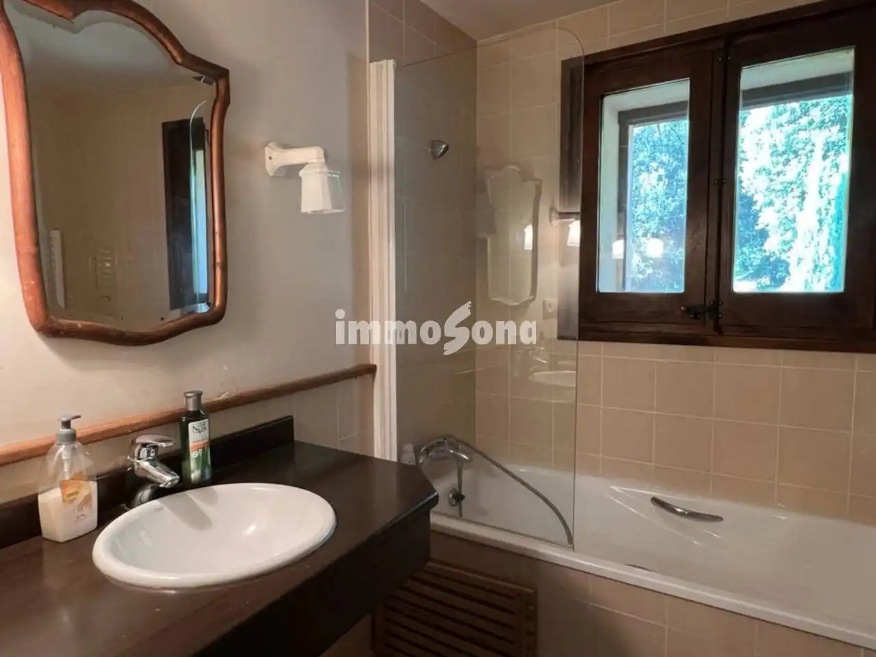 Baño de Finca rústica en venta en Argelaguer con Calefacción, Jardín privado y Terraza