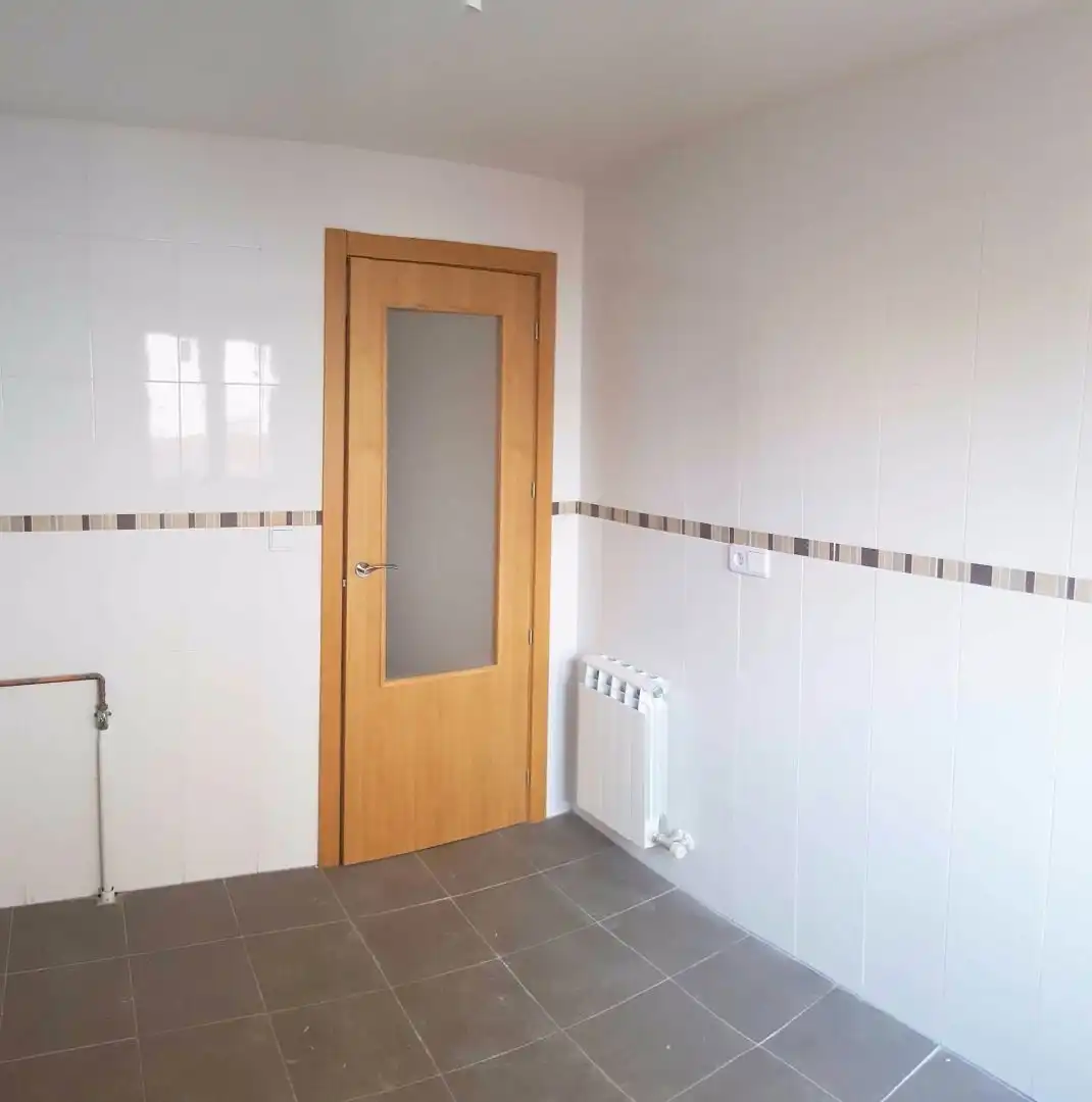 Apartamento en venta en Tudela de Duero con Calefacción, Parquet y Trastero
