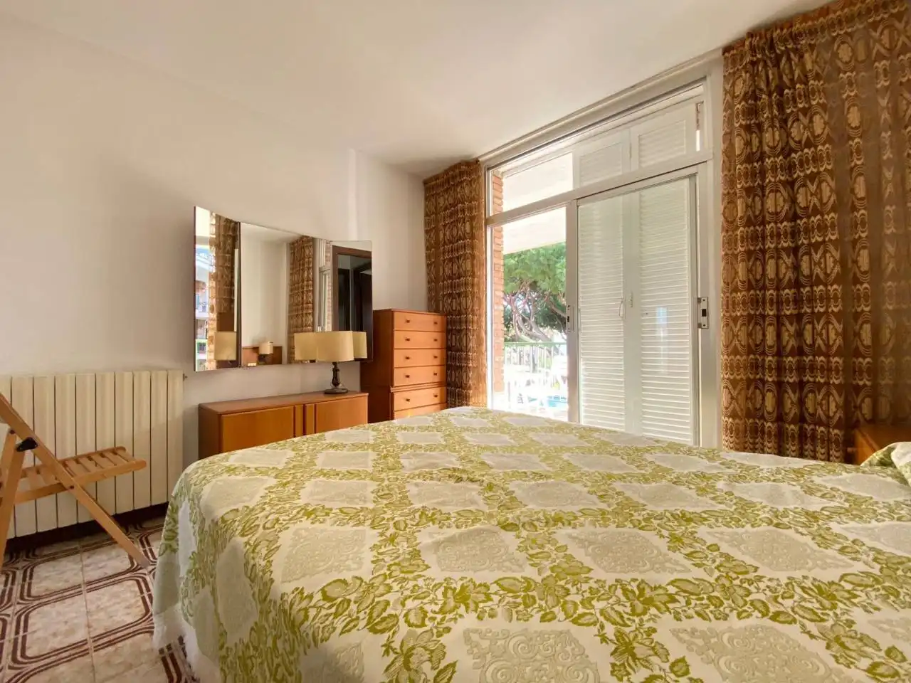 Habitación de Ático en venta en Gavà con Calefacción, Terraza y Trastero