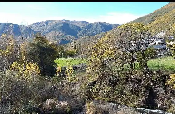 Terreni e lotti in vendita a Palacios del Sil