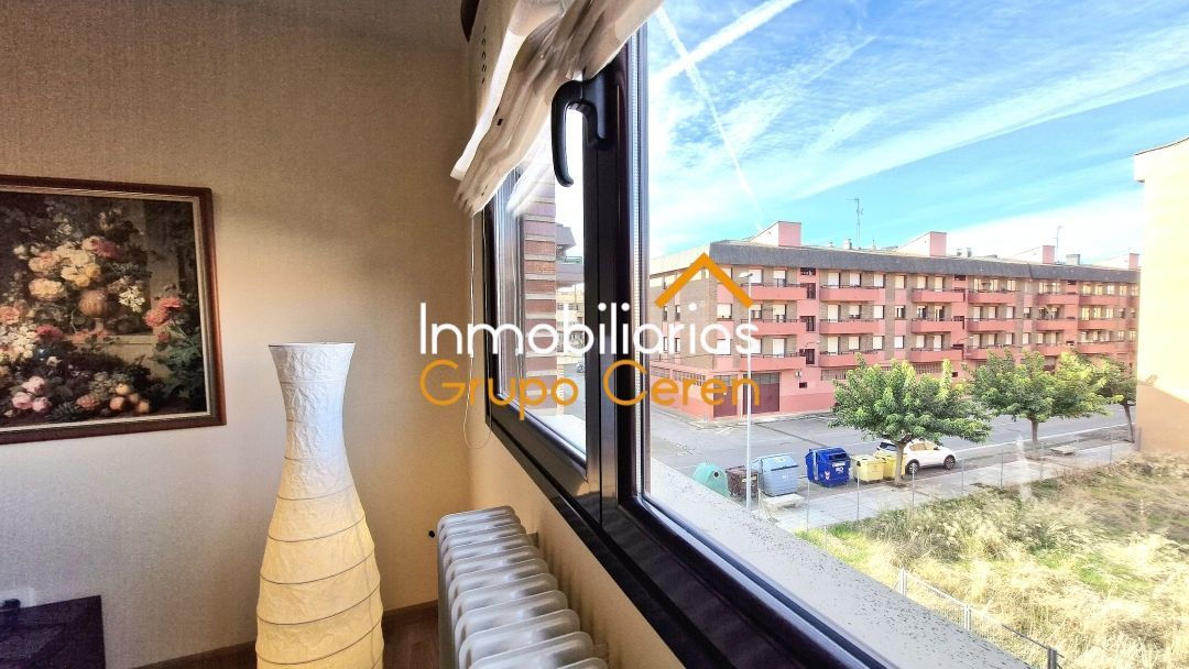 Vista exterior de Pis en venda en Santo Domingo de la Calzada amb Calefacció, Terrassa i Traster