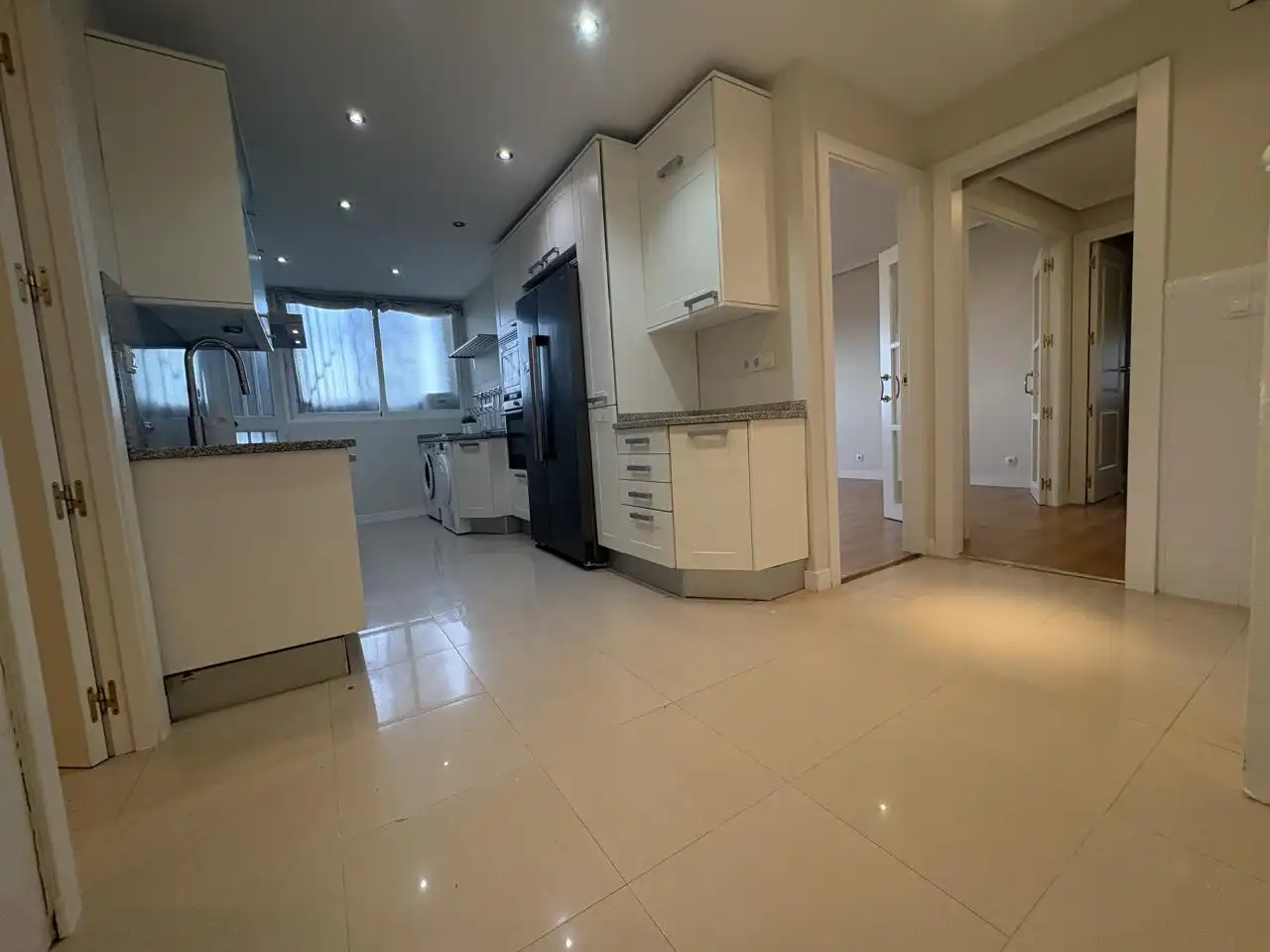 Cocina de Piso de alquiler en Madrid con Aire acondicionado, Calefacción y Terraza
