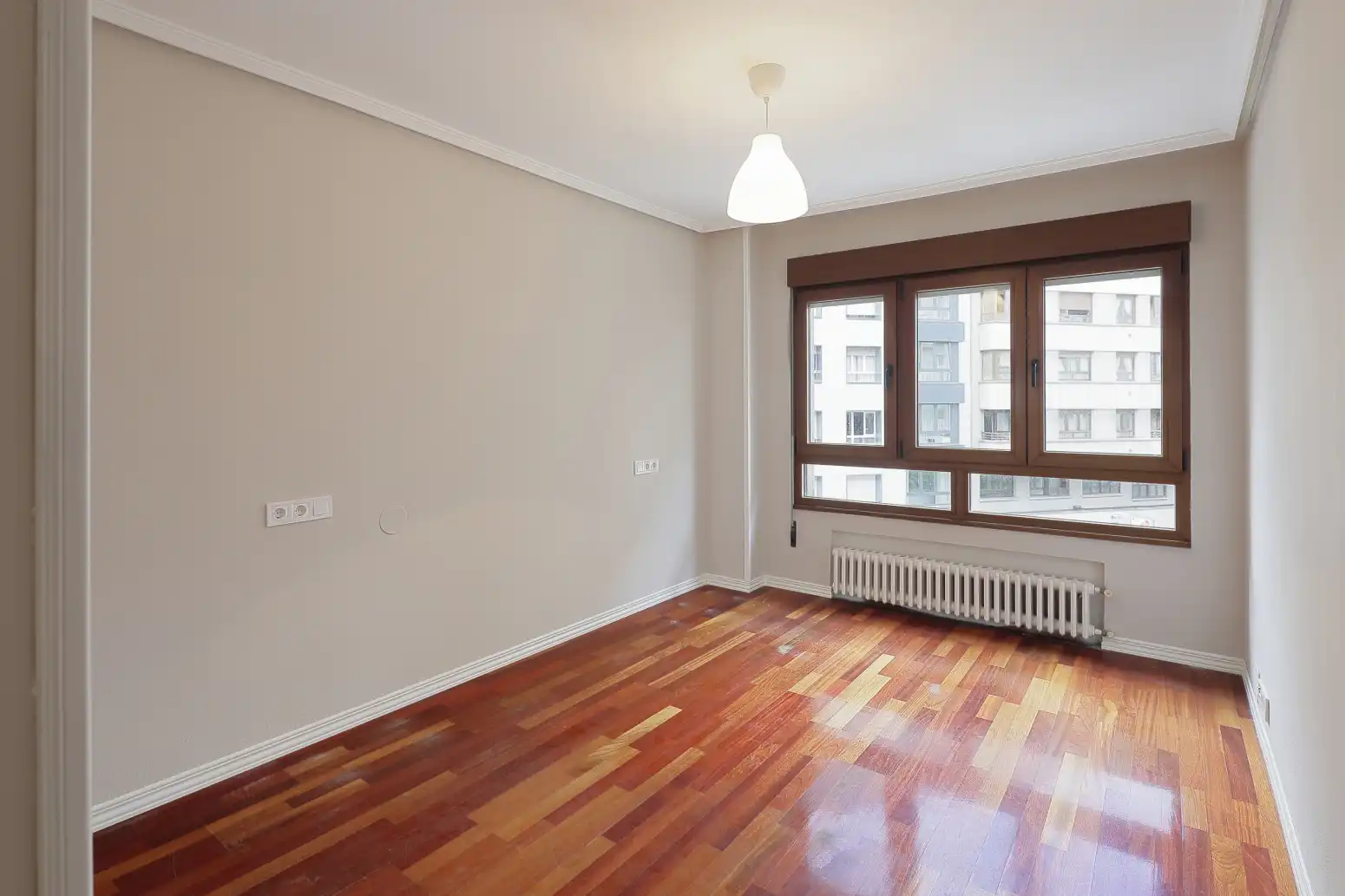 Bedroom of Flat for sale in Gijón   with Heating, Parquet flooring and Storage room