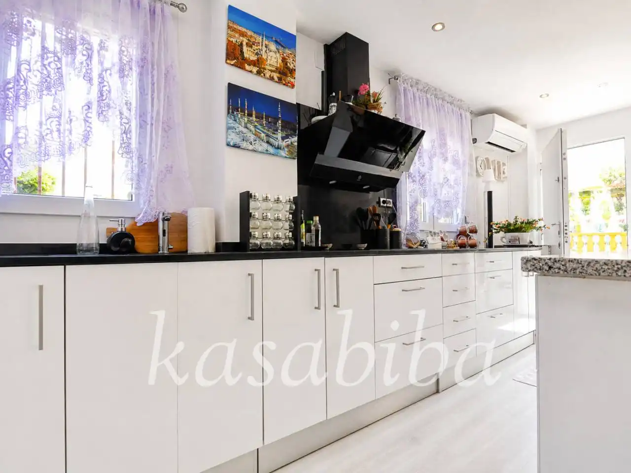 Cuina de Casa o xalet en venda en Albalat dels Tarongers amb Aire condicionat, Calefacció i Jardí privat