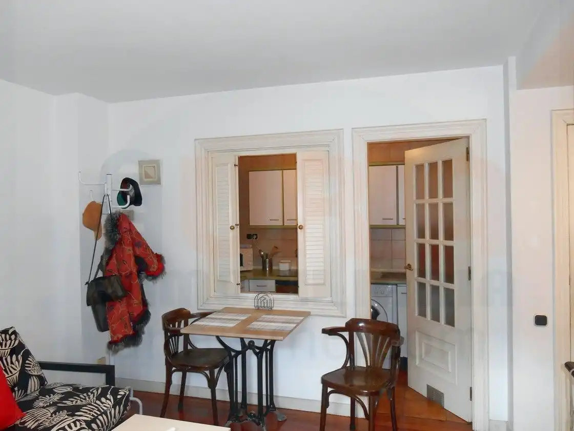 Dining room of Apartments for rent in Oviedo   with Heating, Terrace and Washing machine